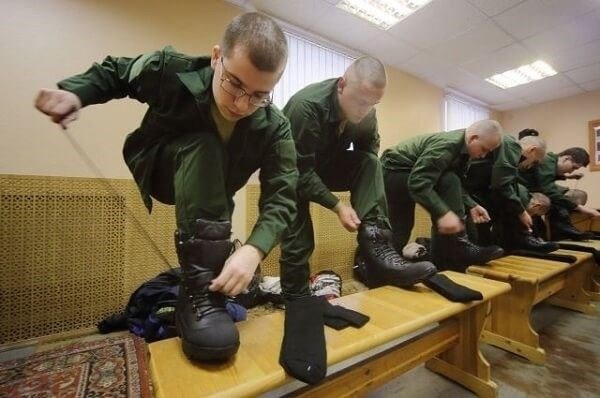 Что такое хронический ринит и как он влияет на военную службу?