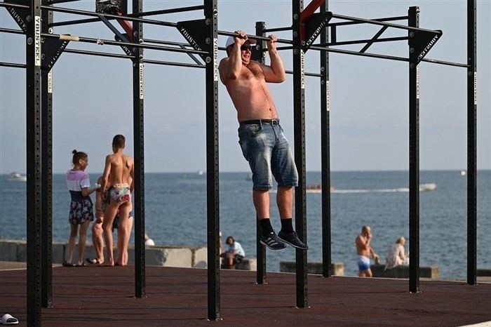 Насколько много приходится отдавать за военную форму