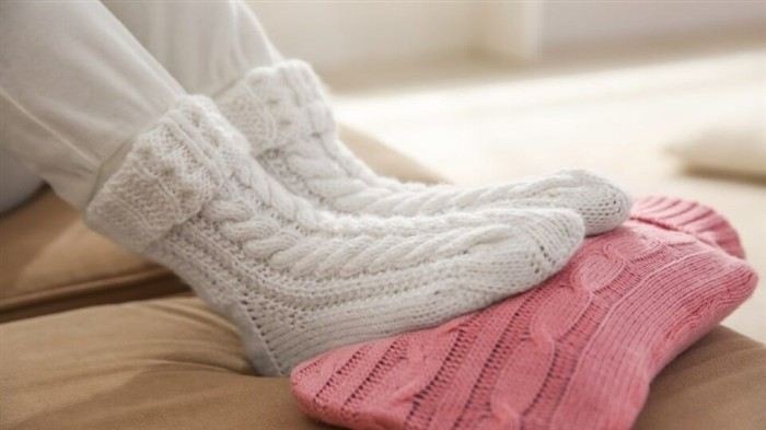 Когда обратиться к врачу при болях и отеках в ногах