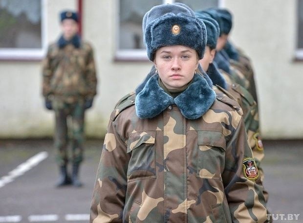 Кадетский класс школы № 1770 в г. Москва: подготовка девочек к военной службе