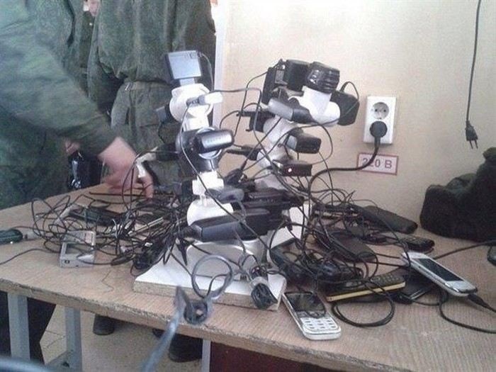 Роль портативных аккумуляторов и пауэрбанков в армейских условиях