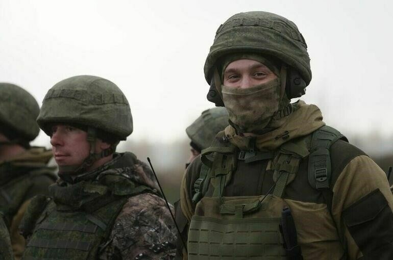Могут ли военные ветераны считаться ветеранами труда после 20 лет службы?