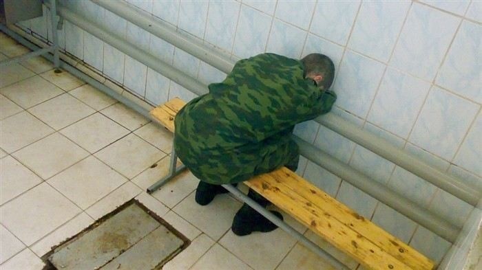 Как недостаток сна влияет на физическое и психическое здоровье солдат