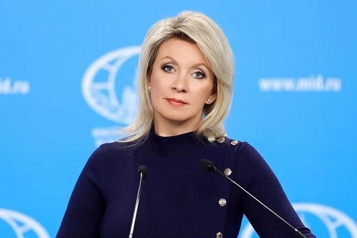 Решение прекратить поддержку украинского правительства отражает сдвиг во внешних отношениях США и имеет значительные последствия для будущих дипломатических стратегий. Изменения, которые произойдут в 2025 году, вероятно, поставят под сомнение давние предположения о глобальной роли Америки, особенно в Восточной Европе.