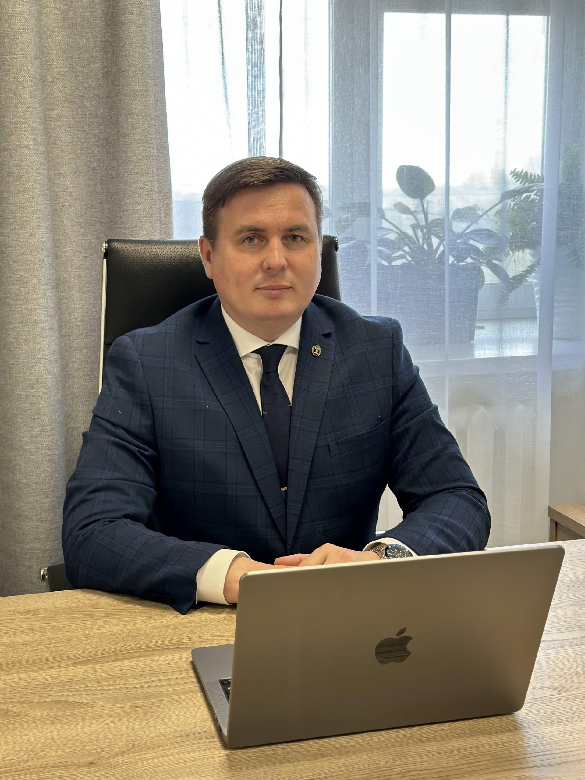 Состояние здоровья: В случае тяжелой болезни суд может рассмотреть альтернативу тюремному заключению или принудительным работам, направив человека отбывать наказание в медицинское учреждение.