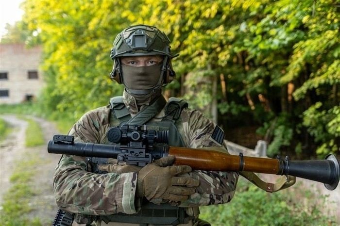 Что такое шлем дополненной реальности HoloLens и его роль в современном военном контексте