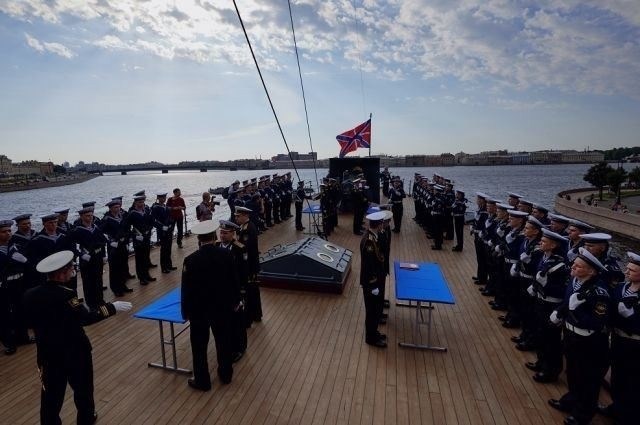 Как быстро похудеть на флоте: особенности питания и нагрузки