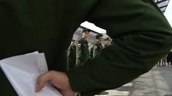 Почему правительство решило увеличить призывной возраст в 2023 году?