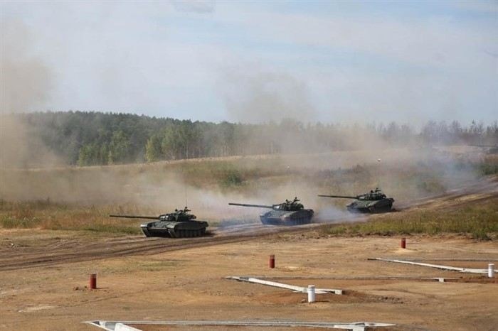 Кого берут в сухопутные войска, ВМФ и ВДВ