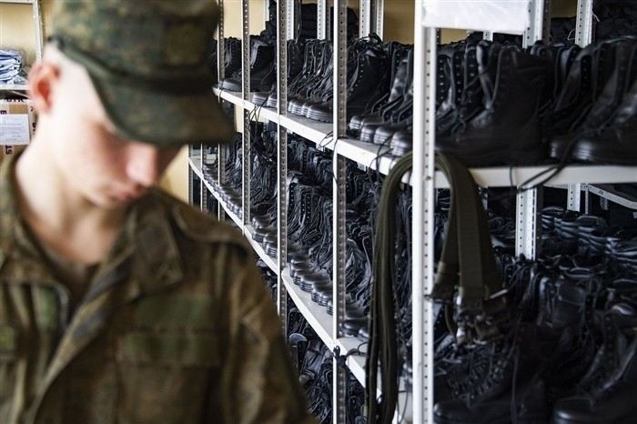 Кто из граждан освобождается от призыва в первую очередь?